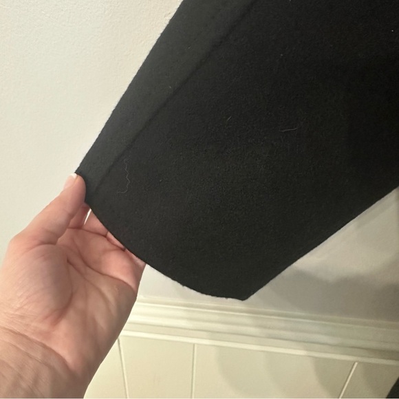 Quince Women’s Elegant Black Double Breasted Coat Virgin Wool Blend Sz L NWT - Picture 8 of 9